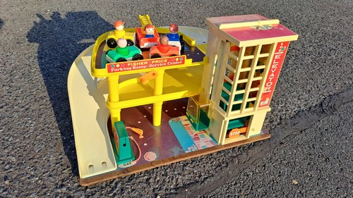 Fisher price parking - fisher-price, ramp