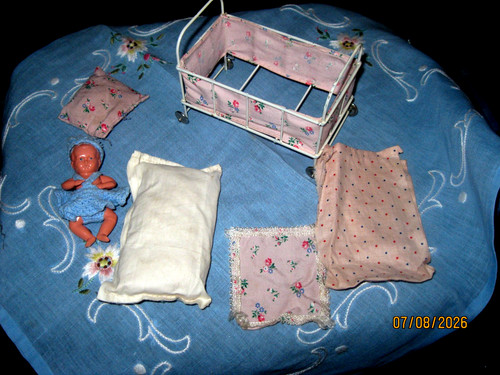Antikes metal puppenbett - puppenbett, mit