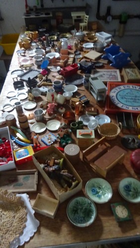 Viele antike puppenstubenteile - antike,