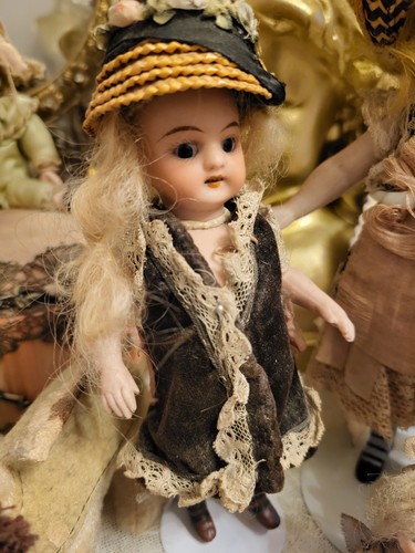 Puppe mädchen porzellan - puppe,