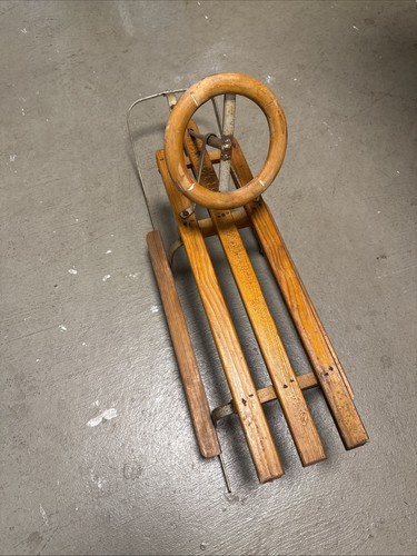Antiker lenkschlitten mit - antiker,