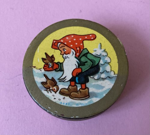 Alte kleine blechdose mit - alte,